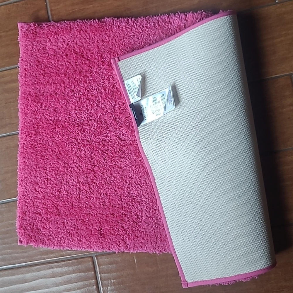 Kate Spade Bath Rug - Picture 3 of 5